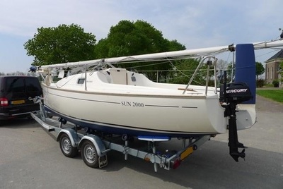 jeanneau-sun-2000 jeanneau-sun-2000